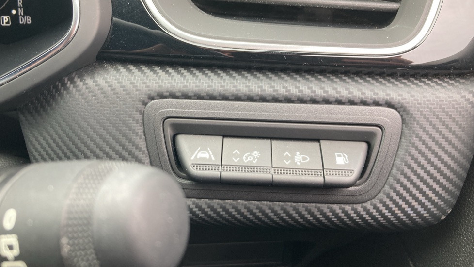 Renault Captur 1.6 E-Tech Plug-in hybrid 160 Engineered 5dr Auto Hatchback - Image 29