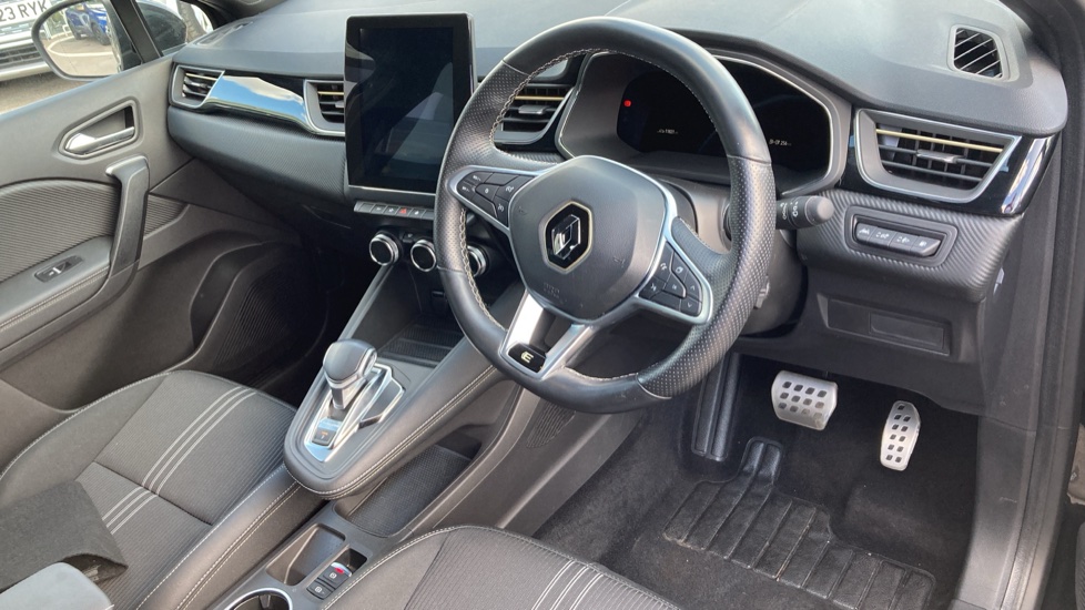 Renault Captur 1.6 E-Tech Plug-in hybrid 160 Engineered 5dr Auto Hatchback - Image 11