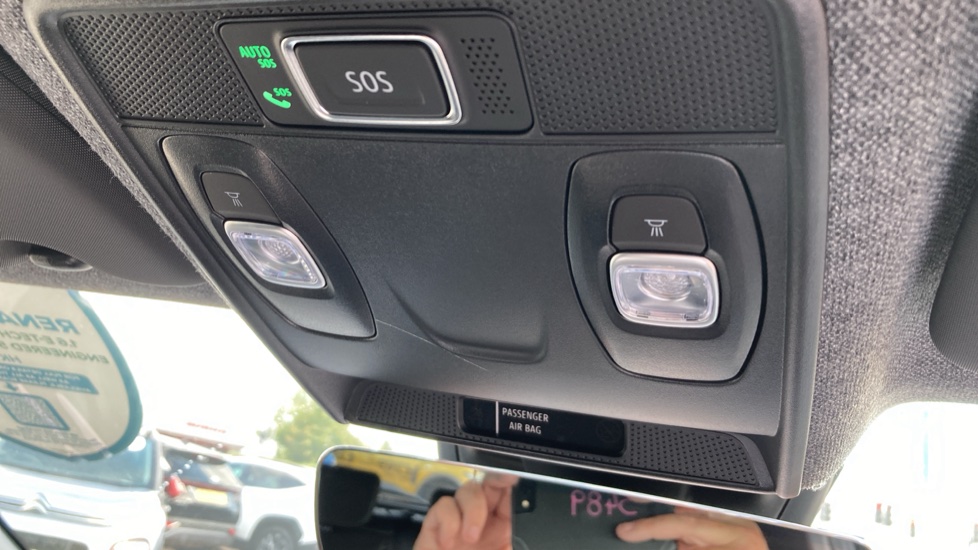 Renault Captur 1.6 E-Tech Plug-in hybrid 160 Engineered 5dr Auto Hatchback - Image 27