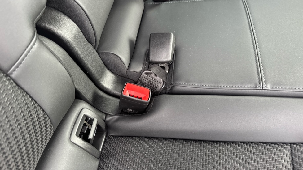 Renault Austral E-Tech Full Hybrid Techno Esprit Alpine 5dr Auto Hybrid Estate - Image 17