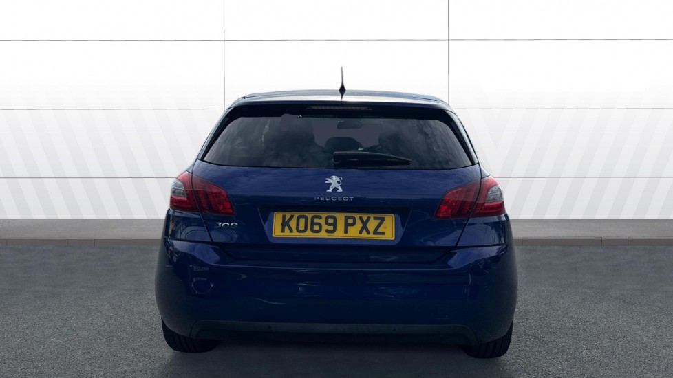 Peugeot 308 1.2 PureTech 130 Allure 5dr Petrol Hatchback - Image 6
