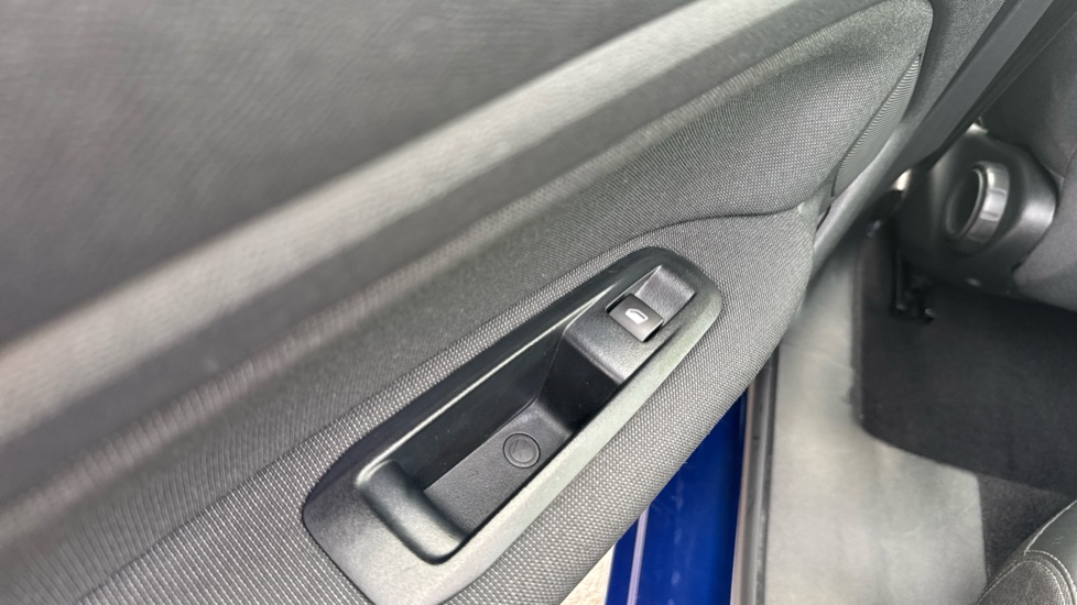 Peugeot 308 1.2 PureTech 130 Allure 5dr Petrol Hatchback - Image 45