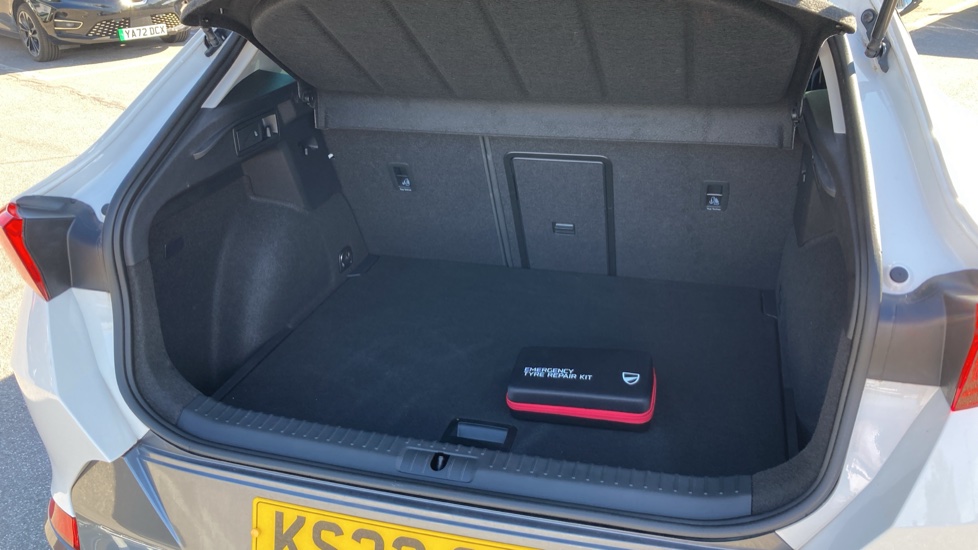 CUPRA Formentor 1.5 TSI 150 V1 5dr DSG Petrol Estate - Image 4