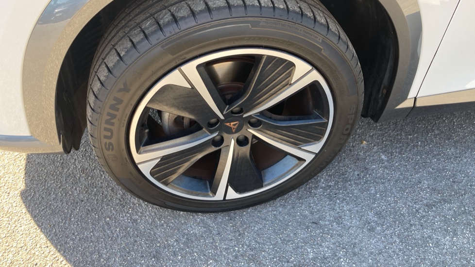 CUPRA Formentor 1.5 TSI 150 V1 5dr DSG Petrol Estate - Image 36