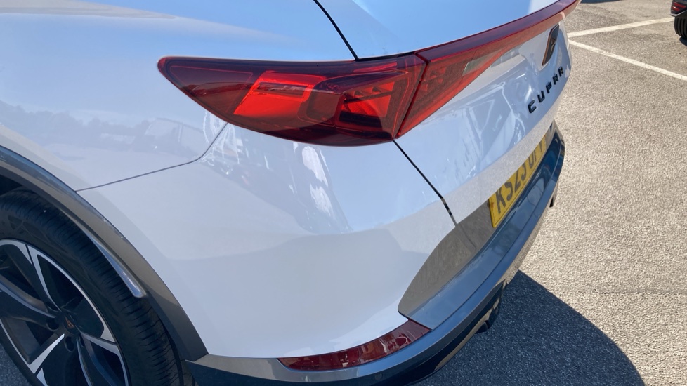CUPRA Formentor 1.5 TSI 150 V1 5dr DSG Petrol Estate - Image 39