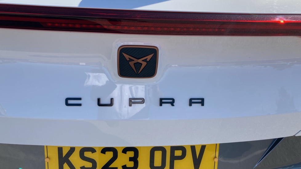 CUPRA Formentor 1.5 TSI 150 V1 5dr DSG Petrol Estate - Image 40