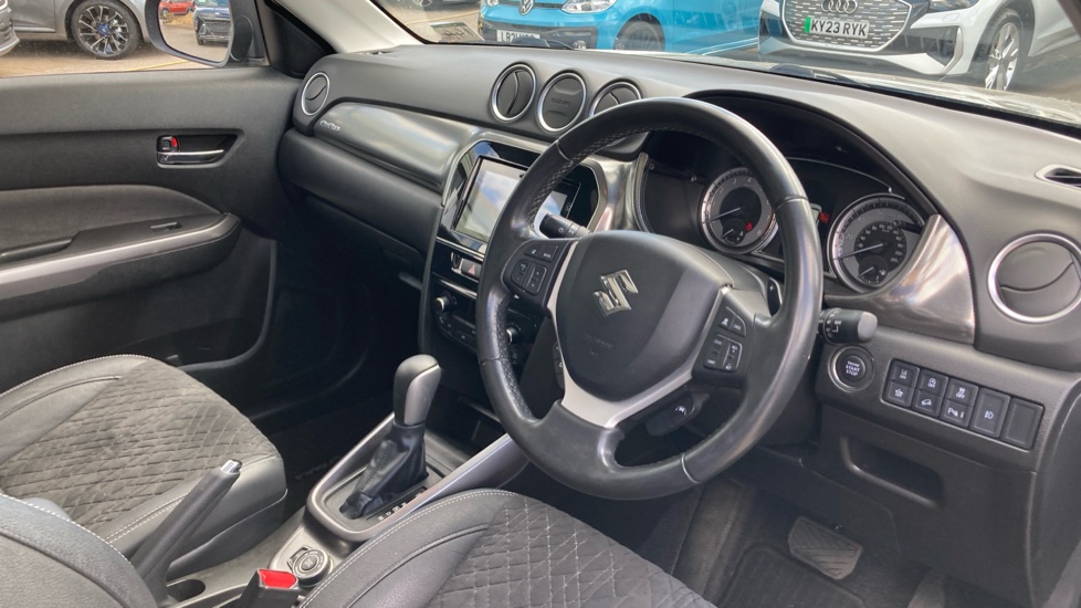 Suzuki Vitara 1.4 Boosterjet 48V Hybrid SZ5 ALLGRIP 5dr Auto Petrol Estate - Image 11