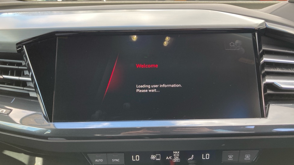 Audi Q4 e-tron 220kW 50 Quattro 82kWh S Line 5dr Auto Electric Estate - Image 12