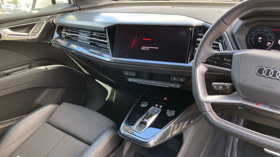 Audi Q4 e-tron 220kW 50 Quattro 82kWh S Line 5dr Auto Electric Estate - Image 14