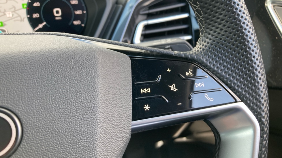 Audi Q4 e-tron 220kW 50 Quattro 82kWh S Line 5dr Auto Electric Estate - Image 23