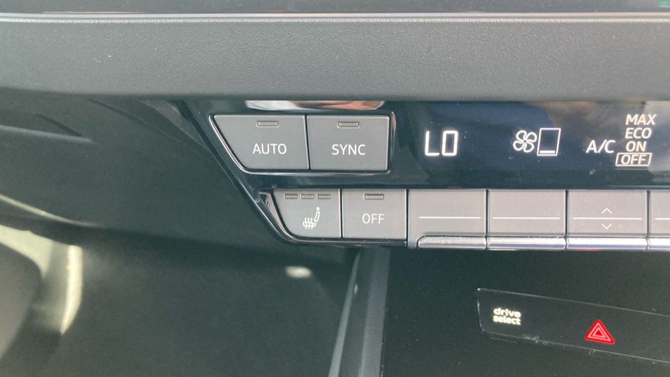 Audi Q4 e-tron 220kW 50 Quattro 82kWh S Line 5dr Auto Electric Estate - Image 49