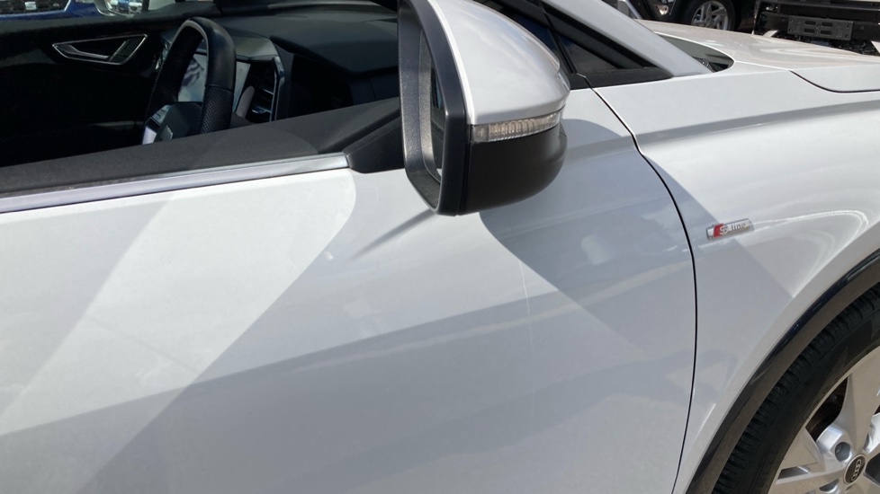 Audi Q4 e-tron 220kW 50 Quattro 82kWh S Line 5dr Auto Electric Estate - Image 73