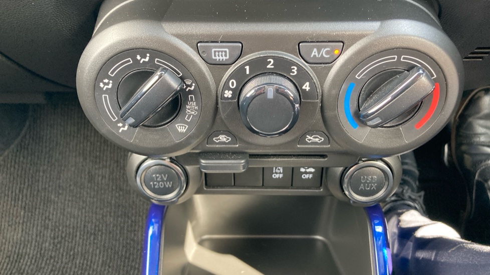 Suzuki Ignis 1.2 Dualjet 12V Hybrid SZ-T 5dr CVT Petrol Hatchback - Image 37