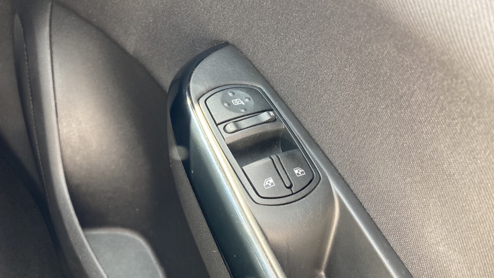 Vauxhall Corsa 1.4 Energy 5dr [AC] Petrol Hatchback - Image 27