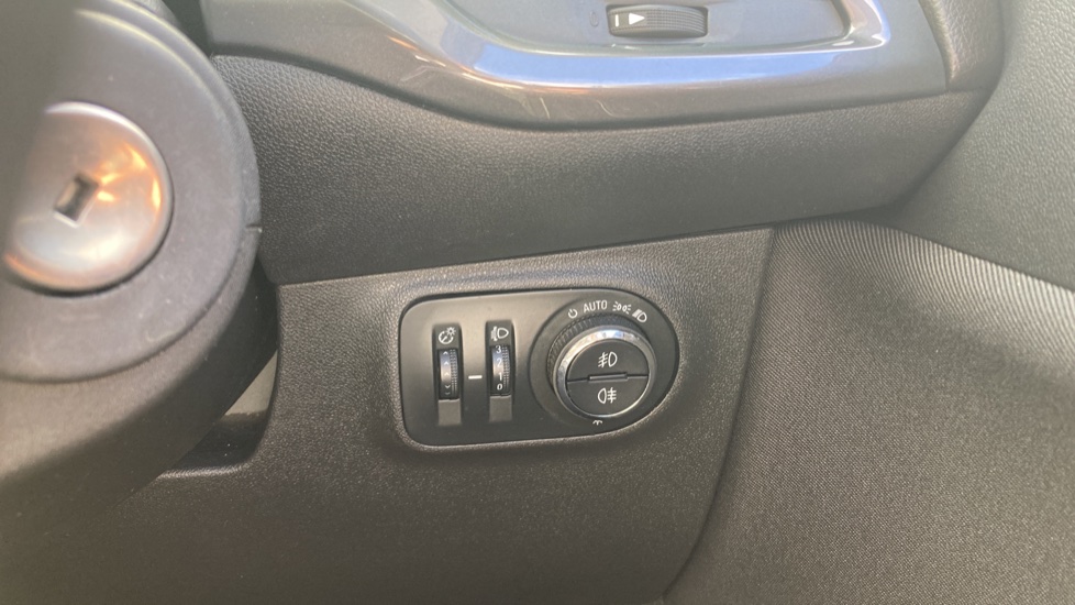 Vauxhall Corsa 1.4 Energy 5dr [AC] Petrol Hatchback - Image 28