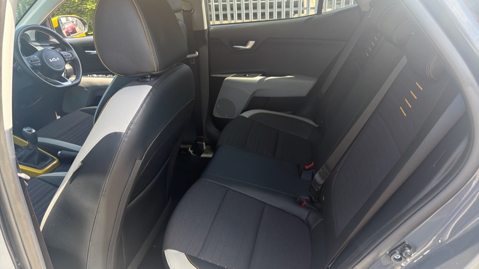Kia Stonic 1.0T GDi 99 Quantum 5dr Petrol Estate - Image 16