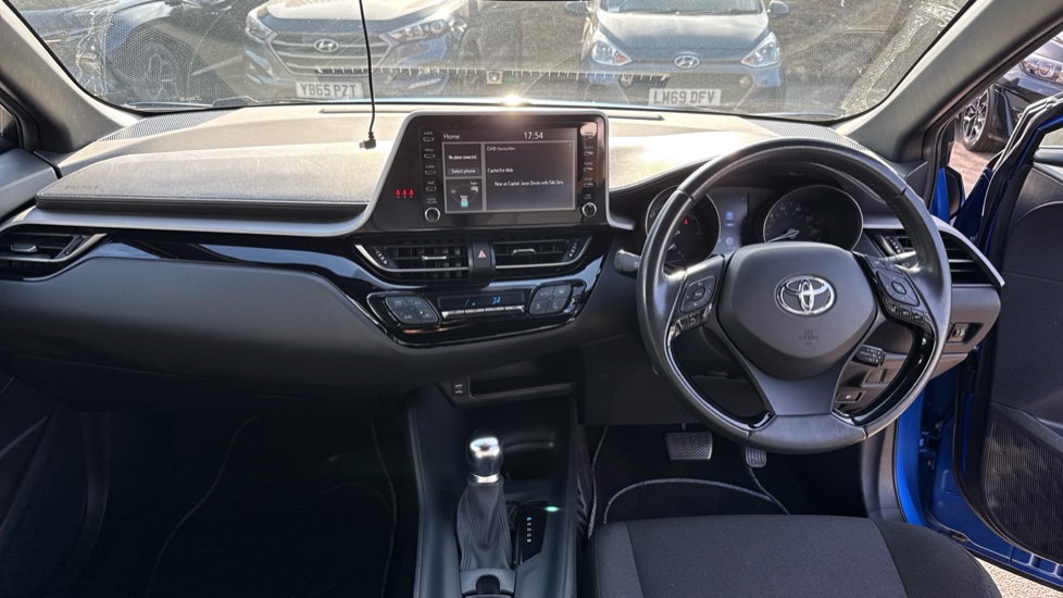 Toyota C-HR 1.8 Hybrid Icon 5dr CVT Hybrid Hatchback - Image 10
