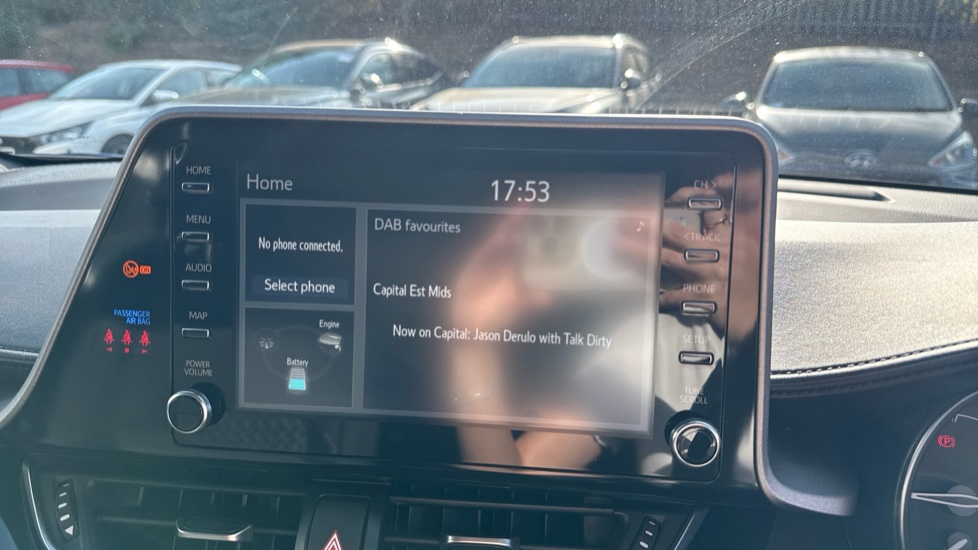 Toyota C-HR 1.8 Hybrid Icon 5dr CVT Hybrid Hatchback - Image 12