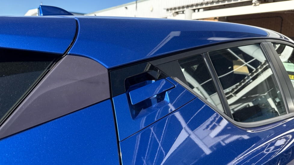 Toyota C-HR 1.8 Hybrid Icon 5dr CVT Hybrid Hatchback - Image 27