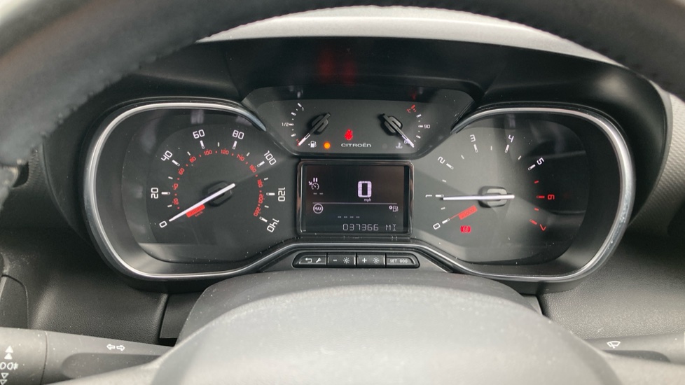 Citroen C3 Aircross 1.2 PureTech 110 C-Series 5dr Petrol Hatchback - Image 18