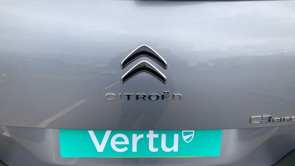 Citroen C3 Aircross 1.2 PureTech 110 C-Series 5dr Petrol Hatchback - Image 21