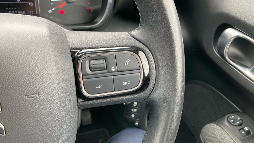 Citroen C3 Aircross 1.2 PureTech 110 C-Series 5dr Petrol Hatchback - Image 36