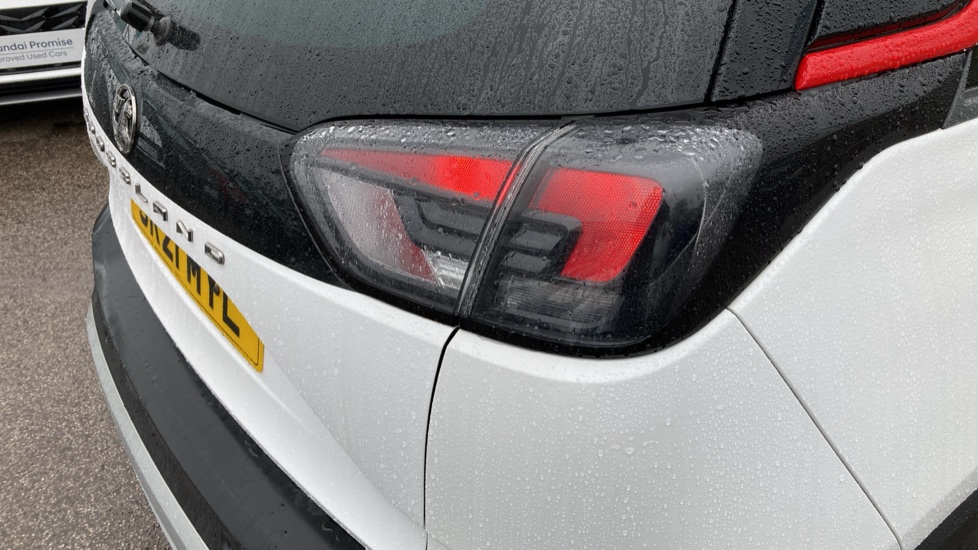 Vauxhall Crossland 1.2 Turbo [130] SRi Nav 5dr Petrol Hatchback - Image 38