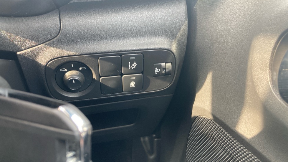 Citroen C3 1.2 PureTech 83 Origins 5dr Petrol Hatchback - Image 39