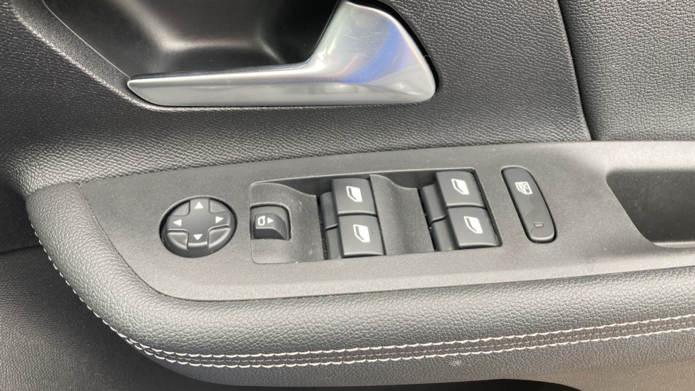 Vauxhall Mokka 1.2 Turbo 136 Ultimate 5dr Petrol Hatchback - Image 23