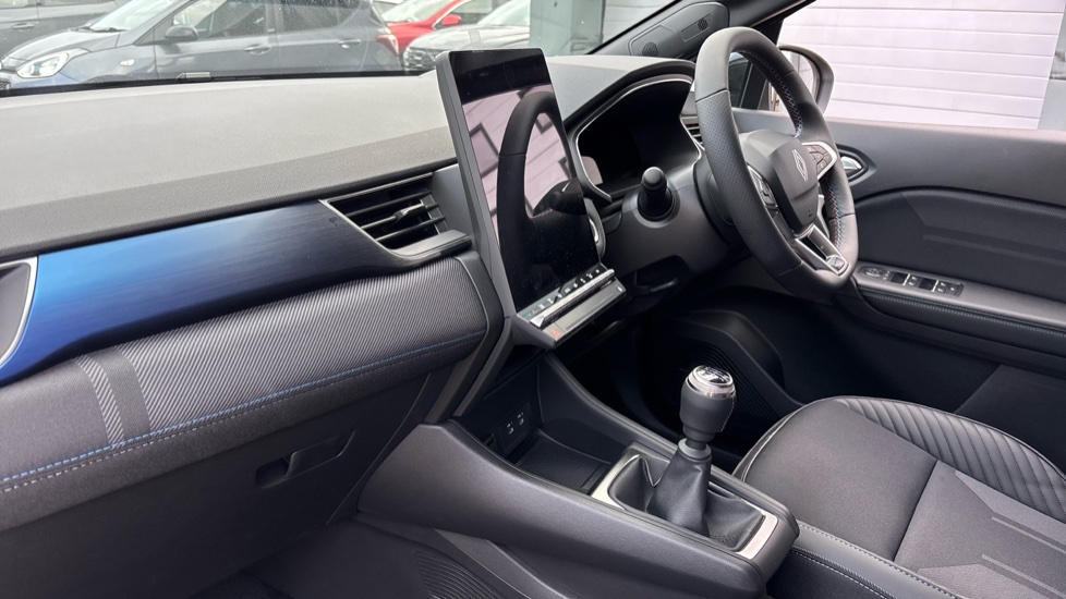 Renault Symbioz 1.3 TCe 140 Techno Esprit Alpine 5dr Petrol Estate - Image 9
