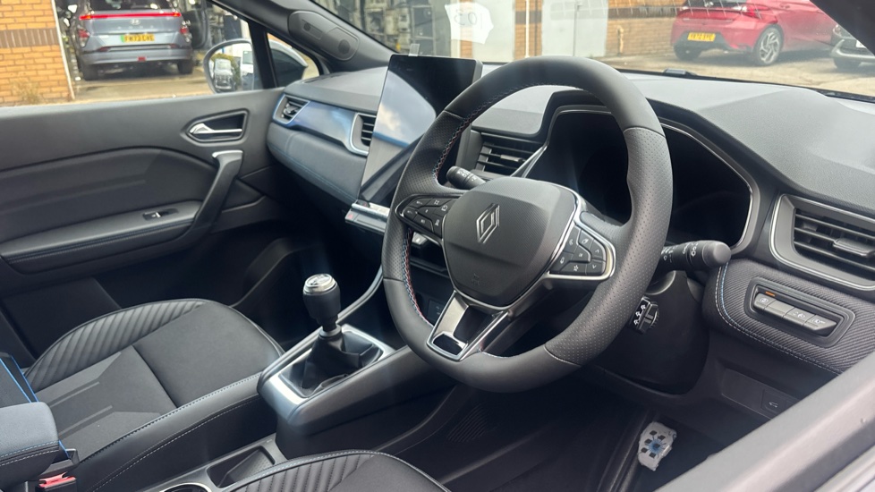 Renault Symbioz 1.3 TCe 140 Techno Esprit Alpine 5dr Petrol Estate - Image 11