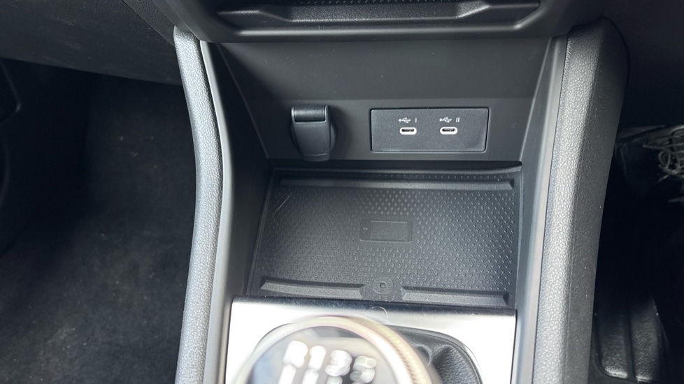 Renault Symbioz 1.3 TCe 140 Techno Esprit Alpine 5dr Petrol Estate - Image 26