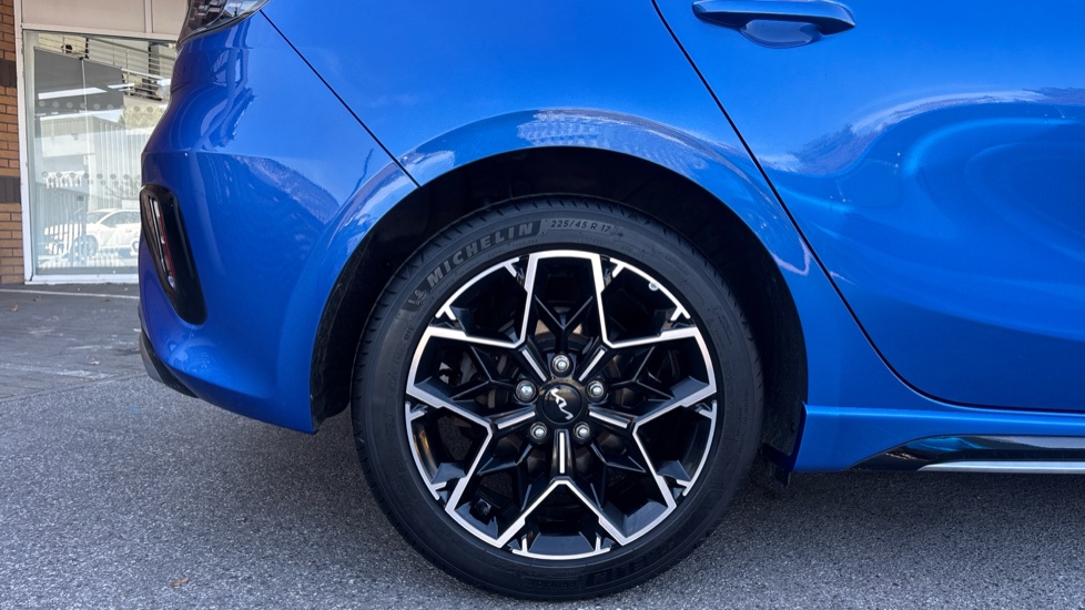 Kia Ceed 1.5T GDi ISG GT-Line 5dr Petrol Hatchback - Image 7