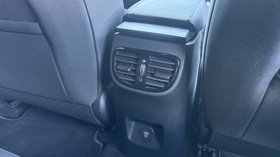 Kia Ceed 1.5T GDi ISG GT-Line 5dr Petrol Hatchback - Image 21