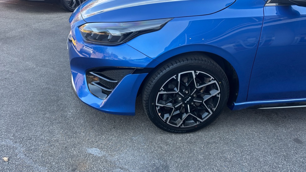 Kia Ceed 1.5T GDi ISG GT-Line 5dr Petrol Hatchback - Image 28