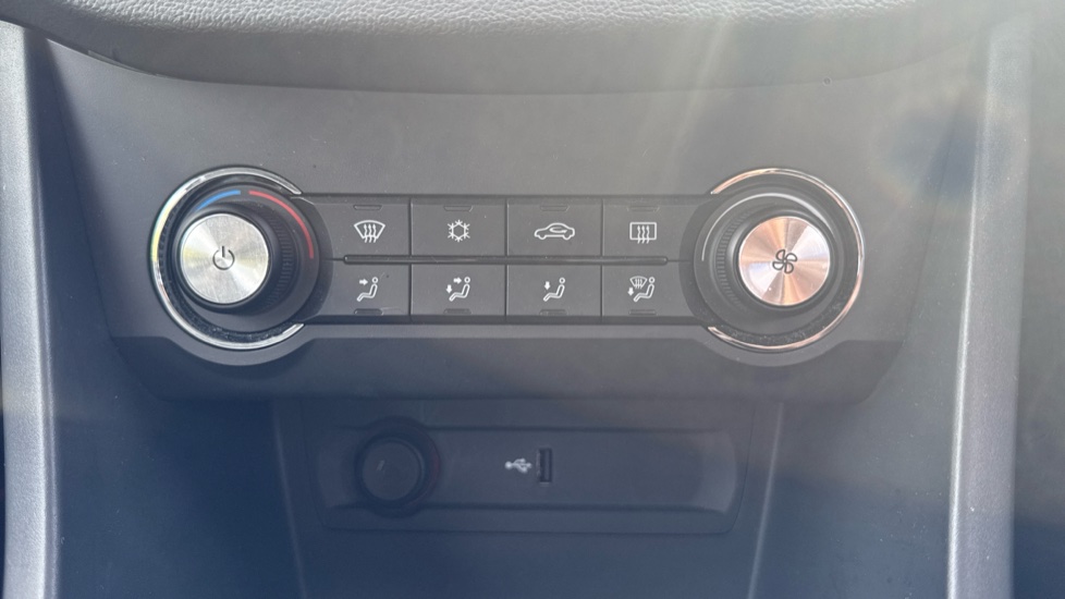 MG MG3 1.5 VTi-TECH Exclusive 5dr [Navigation] Petrol Hatchback - Image 22