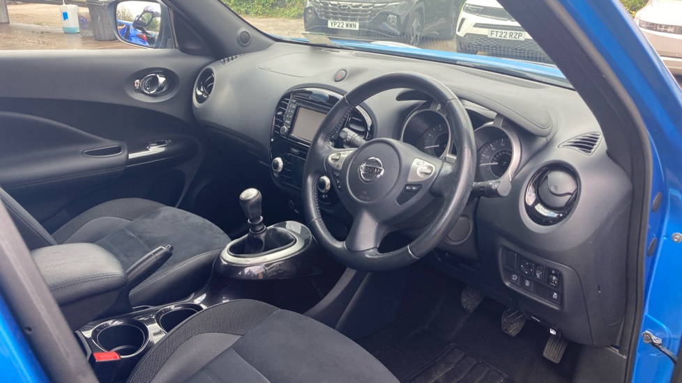 Nissan Juke 1.5 dCi Bose Personal Edition 5dr Diesel Hatchback - Image 11