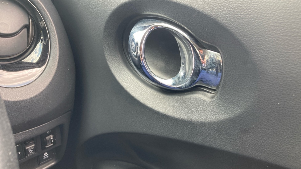 Nissan Juke 1.5 dCi Bose Personal Edition 5dr Diesel Hatchback - Image 27