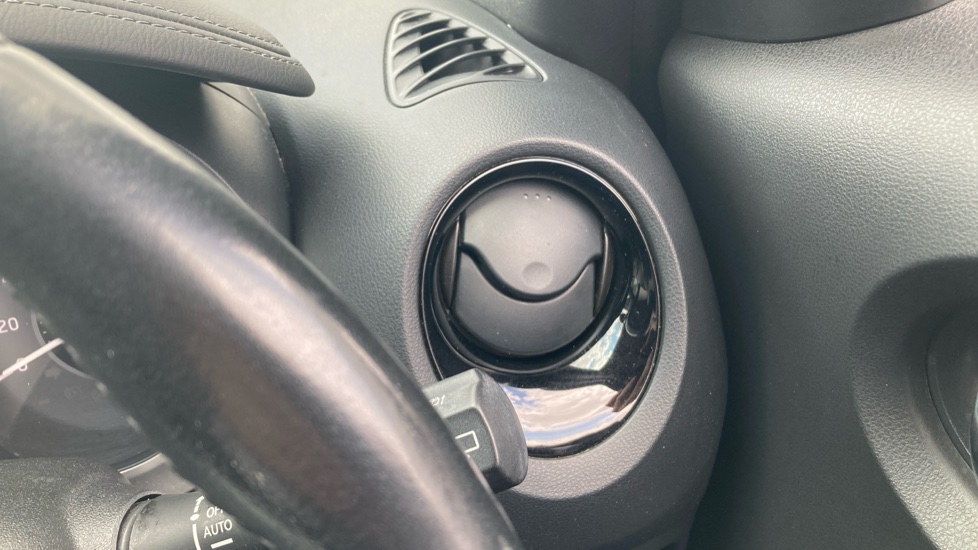 Nissan Juke 1.5 dCi Bose Personal Edition 5dr Diesel Hatchback - Image 28