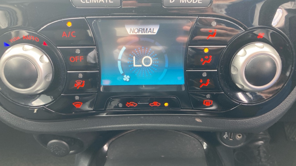 Nissan Juke 1.5 dCi Bose Personal Edition 5dr Diesel Hatchback - Image 37