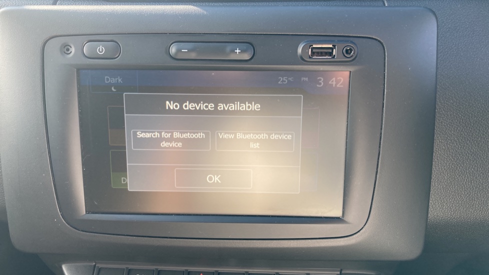 Dacia Duster 1.3 TCe 130 Comfort 5dr Petrol Estate - Image 22