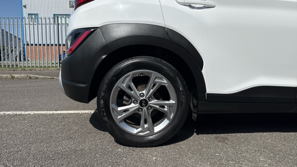 Hyundai KONA 1.0 TGDi 48V MHEV SE Connect 5dr Petrol Hatchback - Image 7