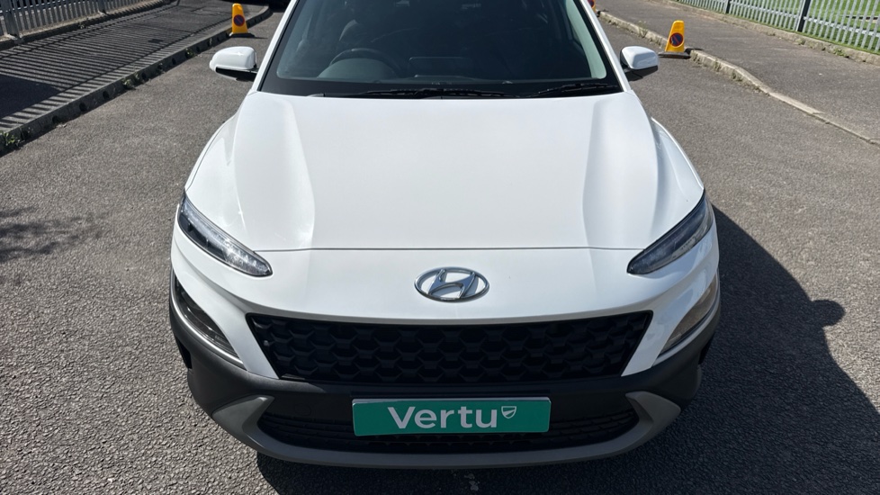 Hyundai KONA 1.0 TGDi 48V MHEV SE Connect 5dr Petrol Hatchback - Image 8