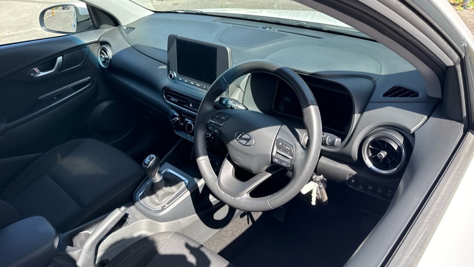 Hyundai KONA 1.0 TGDi 48V MHEV SE Connect 5dr Petrol Hatchback - Image 11