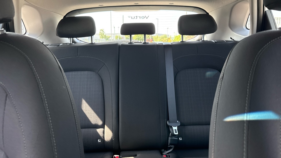 Hyundai KONA 1.0 TGDi 48V MHEV SE Connect 5dr Petrol Hatchback - Image 15