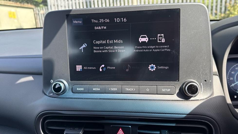 Hyundai KONA 1.0 TGDi 48V MHEV SE Connect 5dr Petrol Hatchback - Image 28