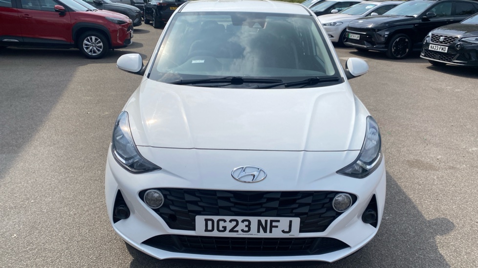 Hyundai i10 1.0 MPi SE Connect 5dr Petrol Hatchback - Image 8