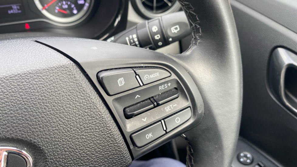 Hyundai i10 1.0 MPi SE Connect 5dr Petrol Hatchback - Image 26