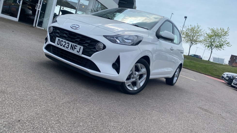 Hyundai i10 1.0 MPi SE Connect 5dr Petrol Hatchback - Image 36