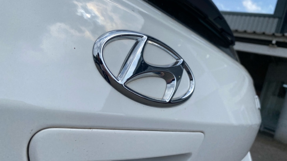 Hyundai i10 1.0 MPi SE Connect 5dr Petrol Hatchback - Image 44